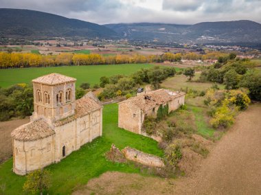 San Pedro de Tejada 'da inziva, Roma inzivası, Puente-Arenas, Merindad de Valdivielso, Burgos, İspanya