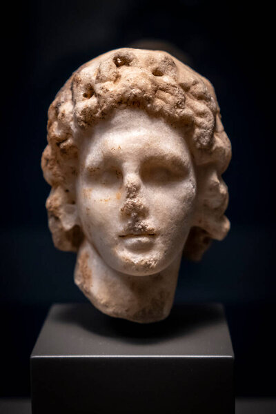 head of Alexander the Great, marble, Macedonian dynasty, reign of Alexander the Great, granite, 332-323 BC, Temple of Aphrodite, Cyrene, Libya, Egypt, collection of the British Museum