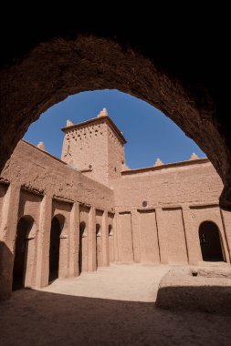 Kasba Amridil, 19. yüzyıl, M 'hamed Ben Brahim Nasiri için inşa edilmiş, üst katların merkez avlusu, ana ikametgah kasbah, Skoura, Ouarzazate Eyaleti, Fas, Afrika