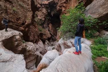 Imi N 'Ifri doğal köprüsü, Demnate, Atlas dağ sırası, Fas, Afrika