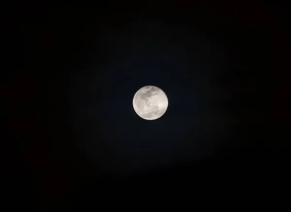 Vedere Lunii Pline Sub Cer Senin — Fotografie, imagine de stoc