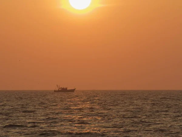 View Seashore Clear Sunset Some Boats Horizon — Stockfoto