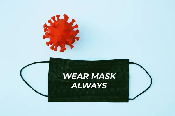 Máscara Facial Escrito Desgaste Máscara Siempre Con Impreso Coronavirus Visión — Foto de Stock