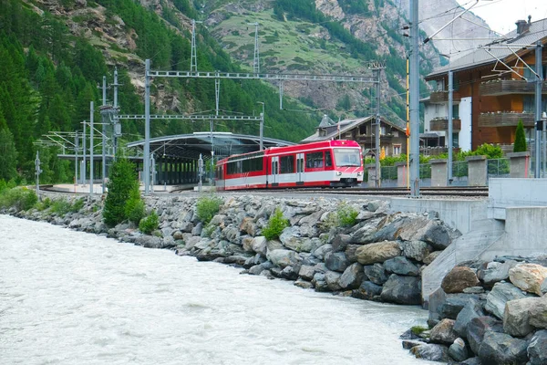 Enfoque Selectivo Con Efecto Ruido Añadido Desenfoque Movimiento Del Tren —  Fotos de Stock