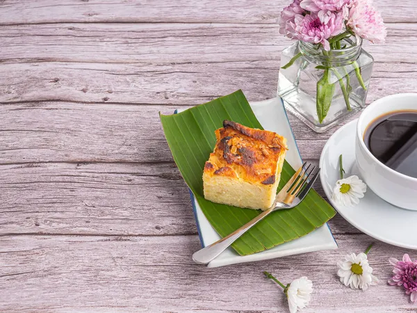 Gâteau Crème Thaïlandaise Khanom Kaeng Sur Feuille Banane Sur Plaque — Photo
