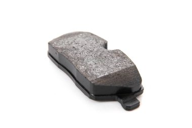 beyaz zemin üzerinde fren balatası