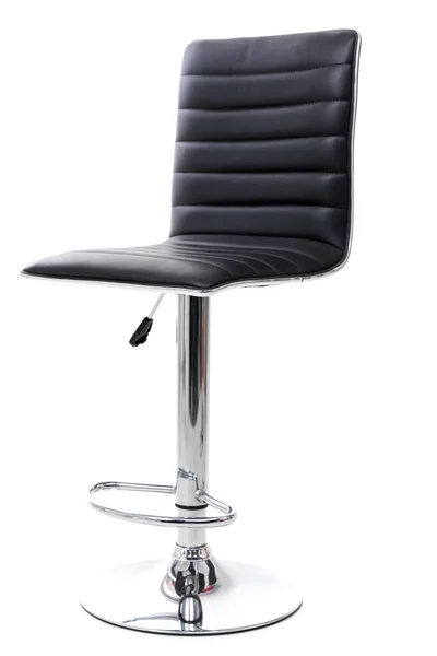 Krzesło barkowe z chromem na białym tle — Zdjęcie stockowe