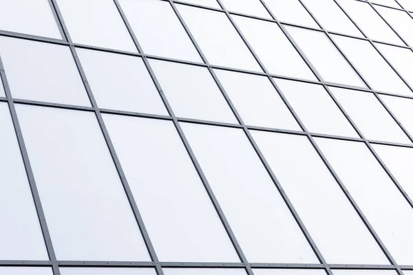 Üveg egy modern stílusos épület, külső nézet — Stock Fotó