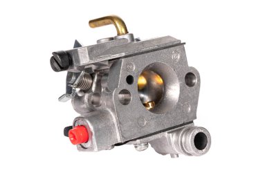 Beyaz yalıtılmış arka planda bahçe ekipmanları için alüminyum karbüratör montajı