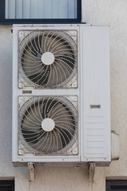 Havalandırma ünitesinin endüstriyel hava yoğunlaştırma ünitesi.