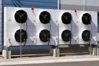 Havalandırma ünitesinin endüstriyel hava yoğunlaştırma ünitesi.