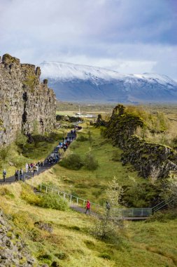 Thingvellir Ulusal Parkı, İzlanda: Kuzey Amerika ve Avrasya tektonik plakaları arasındaki yarık vadisi.
