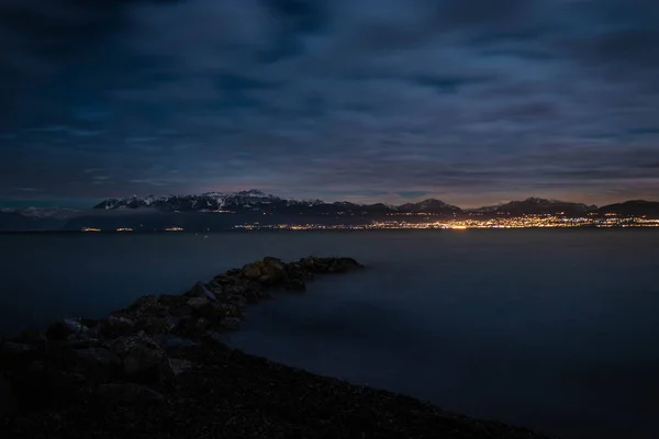 Lac Leman Gecesi, Lozan, İsviçre.