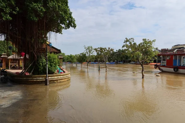 Hoi Vietnam Oktober 2021 Centrale Overstroomde Straat Hoi Vietnam Langs — Stockfoto