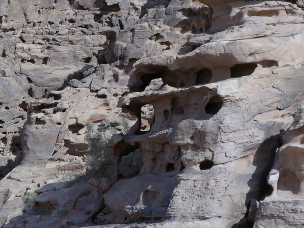 Poušť Wadi Rum Jordánsko Srpna 2010 Vysoce Erodovaný Kámen Hoře — Stock fotografie