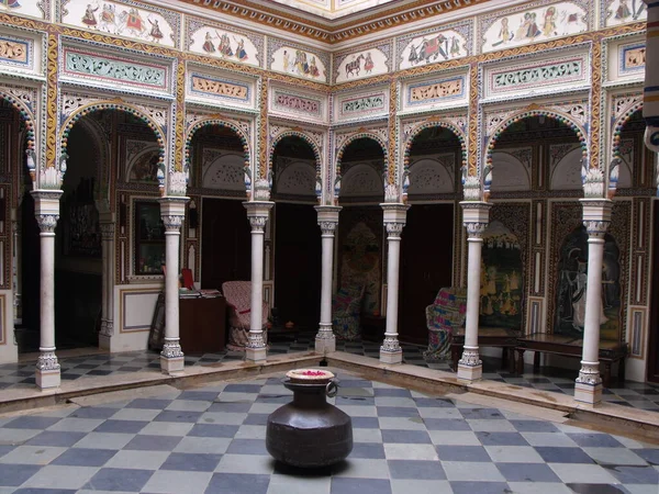 Mandawa Rajasthan India Agosto 2011 Archi Nel Cortile Interno Dell — Foto Stock