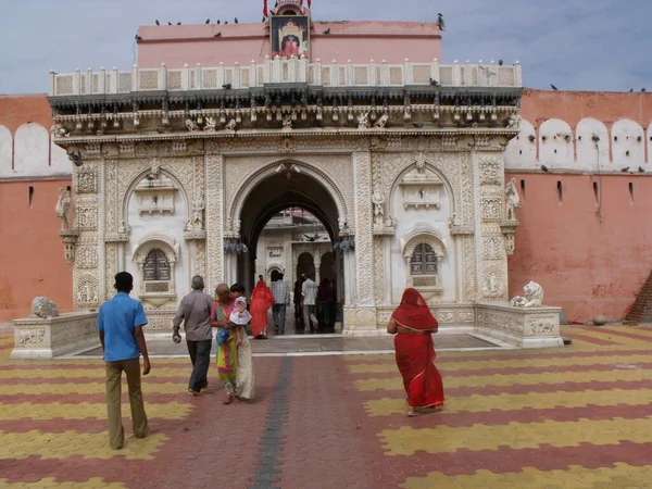 Karni Mata Rat Temple Deshnok Bikaner Rajasthan India Augustus 2011 — Stockfoto