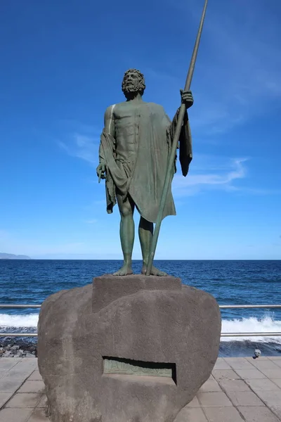 Candelaria Teneryfa Wyspy Kanaryjskie Hiszpania Marca 2022 Rzeźba Króla Guanche — Zdjęcie stockowe