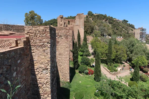 2022年5月8日スペイン マラガ マラガのアルカサバの城壁 11世紀に建てられたイスラム時代の宮殿の要塞 — ストック写真