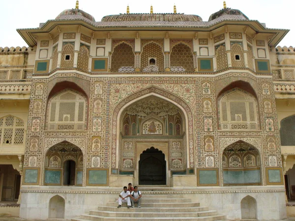 Amber Fort Jaipur Rajasthan Indie Srpna 2011 Tři Lidé Schodech — Stock fotografie