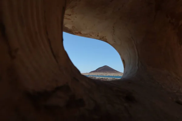 Medano Teneriffa Spanien Mars 2022 Röda Berget Sett Inifrån Skulptur — Stockfoto