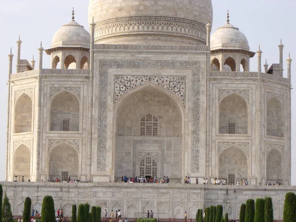 Taj Mahal Agra India 2011 Augusztus Fehér Márvány Mauzóleum Homlokzat — Stock Fotó