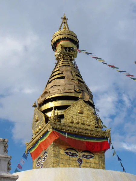 Kathmandu Nepal Agosto 2011 Stupa Com Decoração Dourada Olhos Buda — Fotografia de Stock