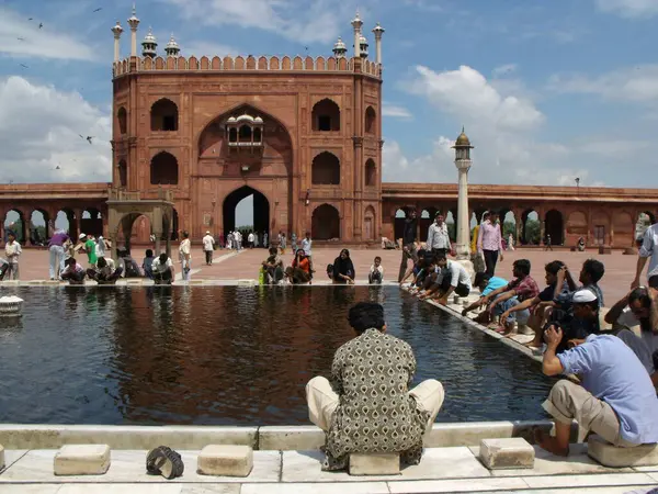 Jama Masjid Moskee New Delhi India Augustus 2011 Aanbidders Voeren — Stockfoto