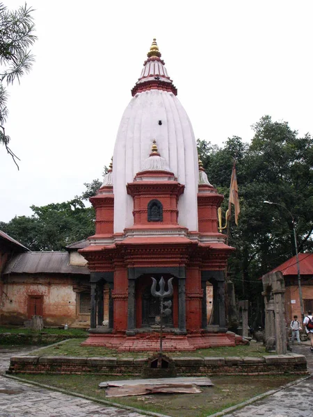 Kathmandu Nepal August 2011 Red White Pagoda Pashupatinath Temple Bagmati — Foto de Stock