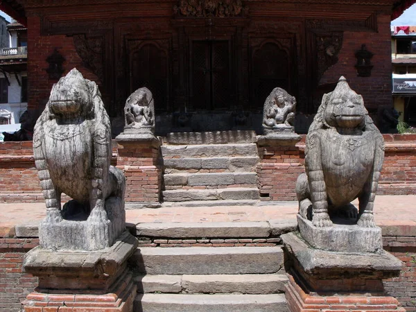 Durbar Square Patan Kathmandu Nepal August 2011 Stone Sculptures Durbar — Zdjęcie stockowe