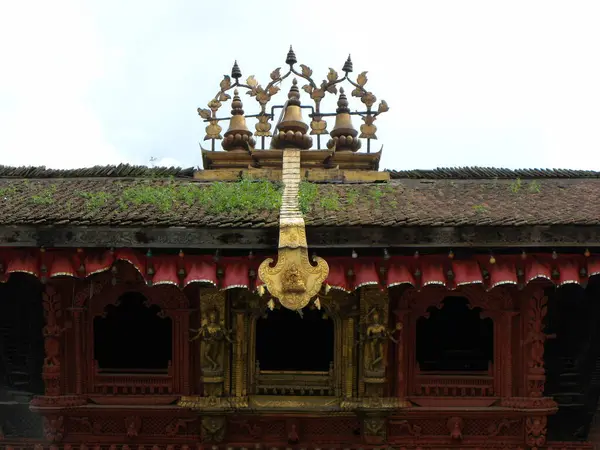 Kathmandu Nepal August 2011 Roof Temple Golden Bells Street Central — Stockfoto
