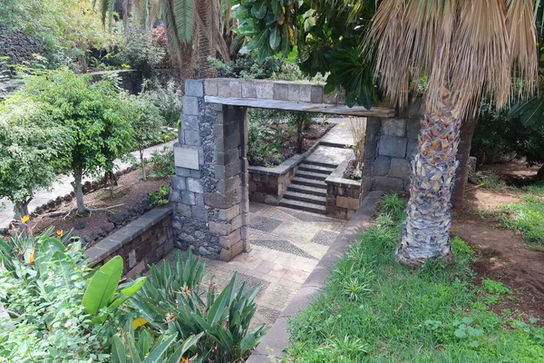 Garachico, Tenerife, Kanarya Adaları, İspanya, 23 Şubat 2022: Puerta de Tierra Parkı, Garachico, Tenerife, İspanya