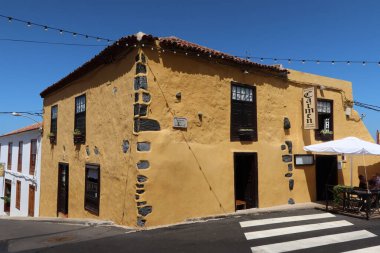 Icod de los Vinos, Tenerife, Canary Islands, Spain, September 17, 2022: Typical Canarian house in the center of Icod de los Vinos, Tenerife, Spain clipart