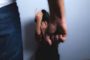 çatışma ve şiddet çatışması ve şiddet