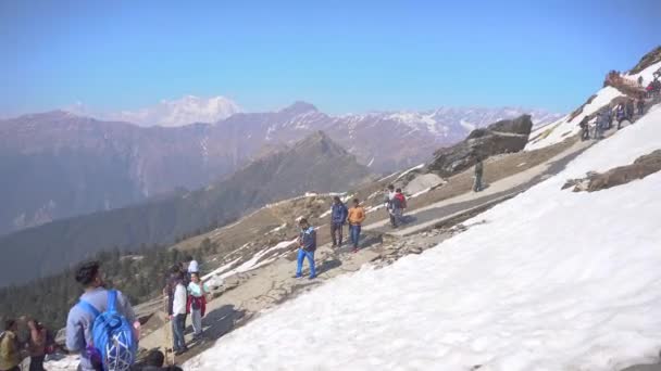 Trek Tungnath Temple Done Climbing Path Side Hill — Stock video