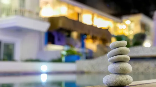 Havuzu Taş Yığını Rahatlatıcı Zen Spa Konsept — Stok fotoğraf
