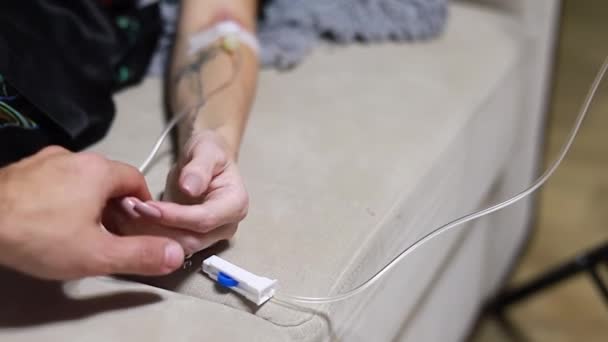 Support Care Illness Home Woman Holds Hand Her Friend Patient — Stockvideo