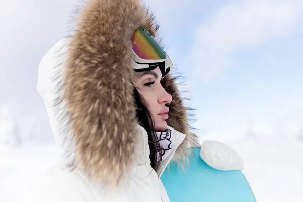 Winter Vrijetijds Sport Mensen Concept Gelukkig Jonge Vrouw Ski Goggles — Stockfoto