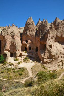 Kapadokya 'nın kalbinde yer alan tuhaf şekilli güzel dağlar.