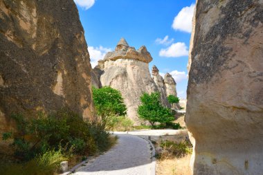 Kapadokya 'nın kalbinde yer alan tuhaf şekilli güzel dağlar.