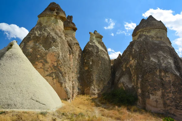 Lindas Montanhas Forma Bizarra Localizadas Coração Capadócia — Fotografia de Stock