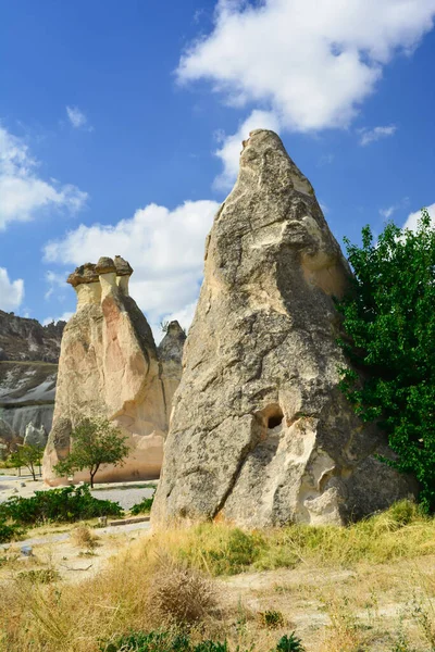 Prachtige Bergen Van Bizarre Vorm Gelegen Het Hart Van Cappadocië — Stockfoto