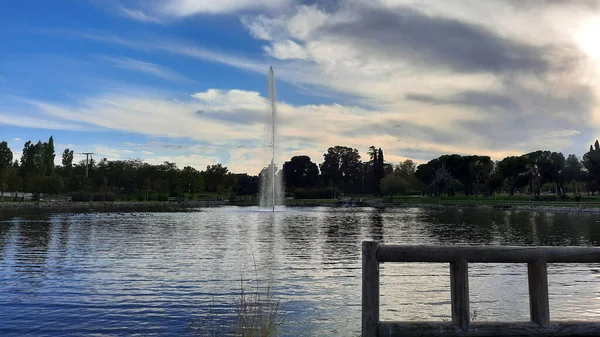 Park Las Cruces Madrid Spanya Göllü Bir Şehir Parkı Bir — Stok fotoğraf