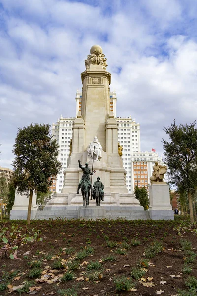 スペインでの改革後 マドリード市内のエスパーナ広場を改装しました ヨーロッパだ — ストック写真