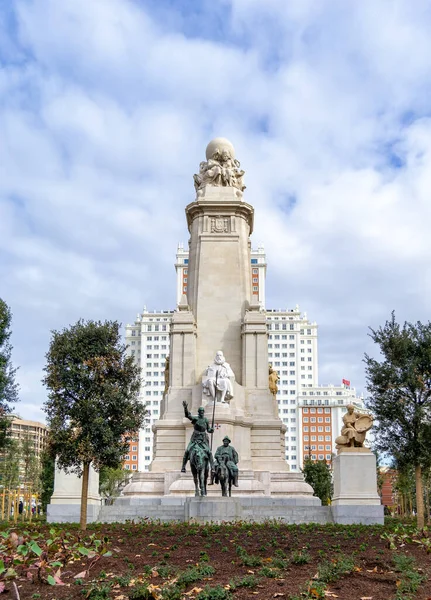 Fontaine Plaza Espaa Madrid Avec Monument Miguel Cervantes Figures Bronze — Photo