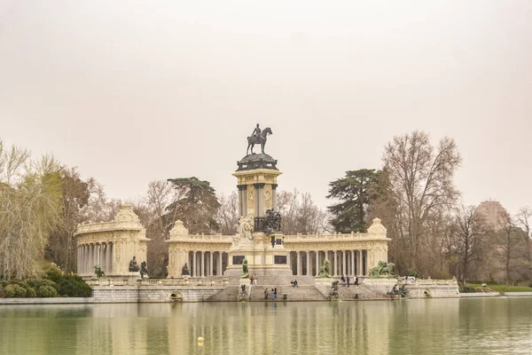 Damm Från Saharaöknen Madrid Spaniens Huvudstad Täckt Dammet Saharaöknen Som — Stockfoto