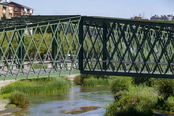 Parco Madrid Rio Vista Sul Parco Madrid Rio Vicino Fiume — Foto Stock