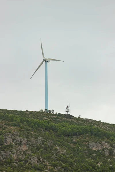 Wind Turbines Windmill Motion Generating Clean Renewable Energy Cloudy Day — Stock fotografie