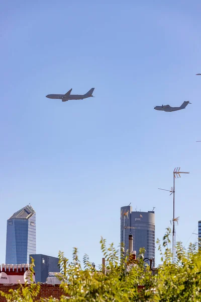 马德里 Spain 2022年9月30日 西班牙空军在马德里市街头彩排 庆祝10月12日国庆 — 图库照片