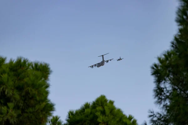 Polowanie Samolot Pojazd Wojskowy Hiszpańskie Siły Powietrzne Przygotowują Się Dnia — Zdjęcie stockowe